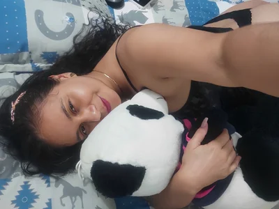Sharon-Hot77s MI SELFIE sexfoto 2