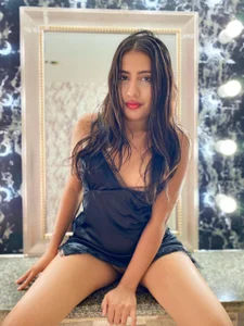 HOTTIE_MIA_ daring and dangerous 🤎💦 صورة واحدة|HOTTIE_MIA_ daring and dangerous 🤎💦 صورتان|HOTTIE_MIA_ daring and dangerous 🤎💦  3 صور|HOTTIE_MIA_ daring and dangerous 🤎💦  3 صورة