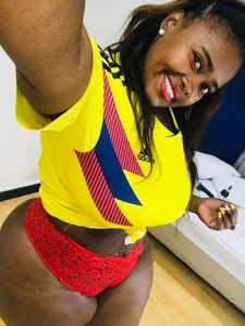 exotic_karmella supporting my team Pic 4