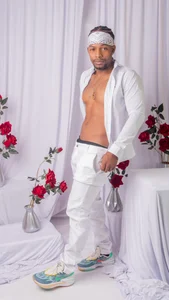 RicoBrown777_ Happy Valentine's Day Foto