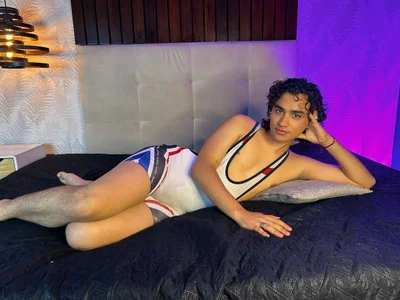 Fran_Smiths It's a pleasure to meet you, I'm Fran😊  5টি ছবি