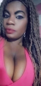 Negrabigのtetasの 4枚の写真