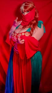 Karmilla_Rosse: Danseuse arabe ( 2 фото)