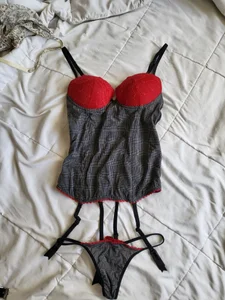 Layla_Chantelle Lingerie, Stocking and Accessories Pic 5