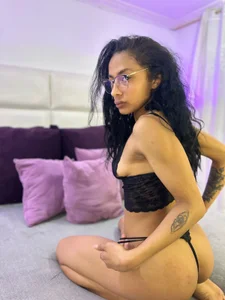 RoxaneBons Public Pic 5