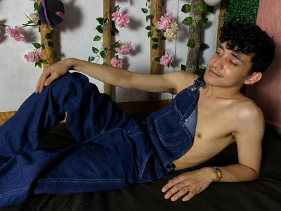 🔥 Half Dressed, Fully Tempting de Amun_obsidian  4 Imagens