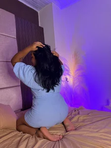 VioletclarksonPublic Bild 2