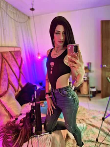 EdnaJara Public зображення