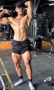 Liam_Kleiin no pain no gain Foto 4