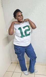 Busty42DDZA Public Foto