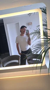 tommyy- Mirror Foto 8