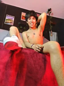 Angeldust19 I love showing my body รูป  2