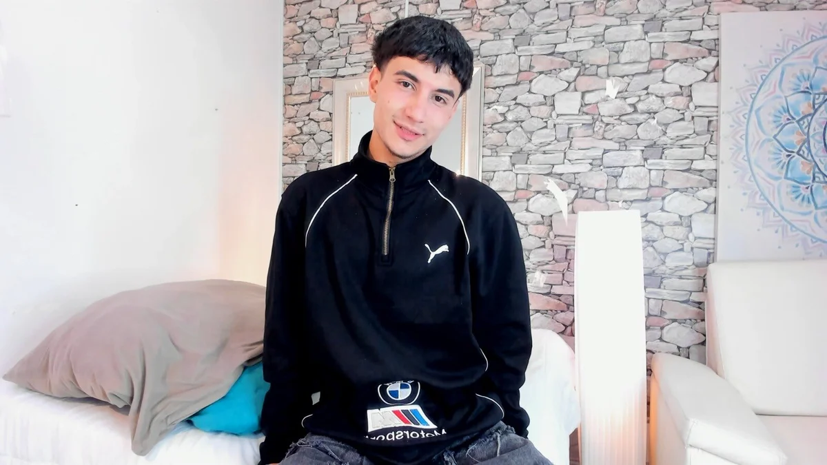 Taylor_Brooks adlı kullanıcının viral fotoğrafları:  989