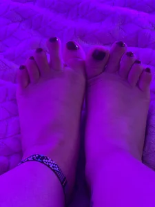 miss_japan_ Dirty feet 🤤💦 Pic 4
