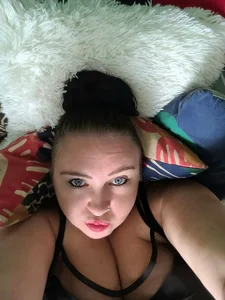 CurvyCandy86 Public Foto