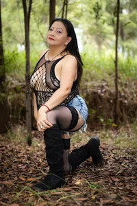 Vivianmature's photo