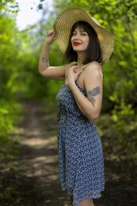 NicoleMun In a blue dress💙 사진