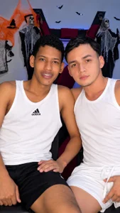 GoldenBoyDuo Public 사진 4