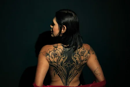 SarahYates skin of fire and burning for you Pic 3