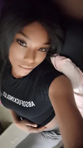 Public de Hillarybanksss  2 photos