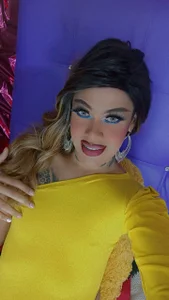 crystal_new Happy Sunday boys 🎁😍 Foto 2