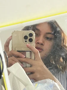 LanySylvia Public Pic 5