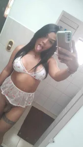 Nikoll_Dirty: dirty girl ( 2 фото)