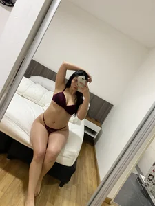 Danielaeliana Mi 💦 Bilde