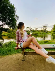 LaceypicPublic图片 6