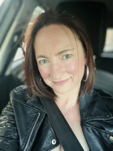 LouiseTswing Public 2 Pic 3