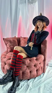 goth_minerva Do you like magic? Do you want to see what is in my panties? Pic 2