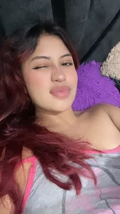 leyla_collinss Public Immagine 