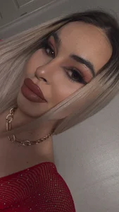 YnnesBritney Public Immagine  4