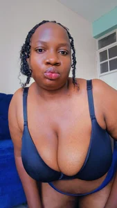 naughtyebonydiva's XXX Nude Photo 1