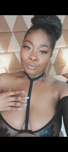 zoe_23_ Public Pic 2