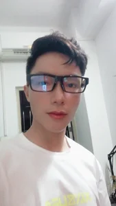 xhqds Public Poză 2