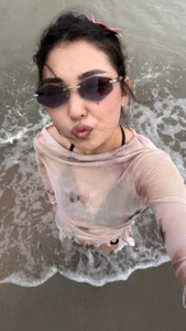 LindaHernandez Me myself and i 圖片 3