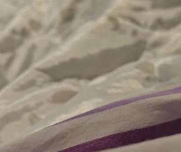 jhonschen's Vengo appena sveglio in letto Sex Photo 1