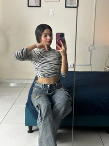 Abrilgh_ The real Abril Pic 4