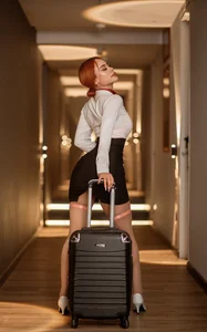 ScarlettRusso1 ready to come on board with me?✈️👩🏻‍✈️ Foto