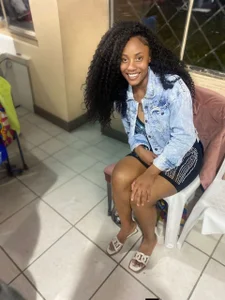 ChristalAkoni Public 사진 3