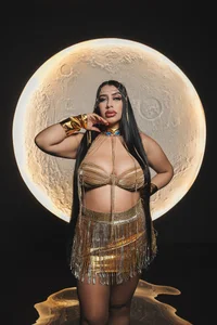 LeahLombardi_ 🪔Golden Eclipse🪔 Immagine  3