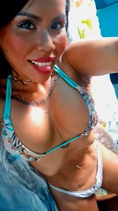 Public de SamiiBigboobs  5 Imagens