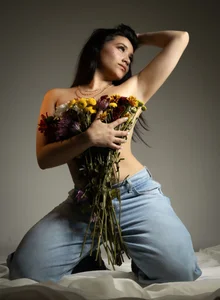Veronica_Wins_ A Day Full of Flowers 💐🌸💐 Pic 5