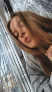 EmmaDuttons XXX nøgenfoto 5