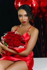 Nahomi_King B-Day 25🌹✨ Pic