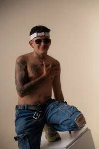 Casual👑💦 de TommyHolland  4 Imagens