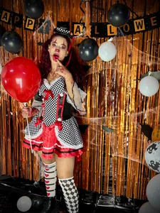 Zdjęcia Alisha_Evans_Rs 🎃"I don’t want your fear… I want your attention." 💋🎈:  4