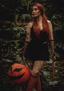 aleszia_rouse HAPPY HALLOWEEN Poză 3