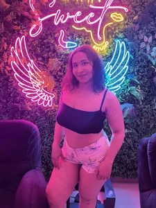 Carola-Ross Public Pic 2